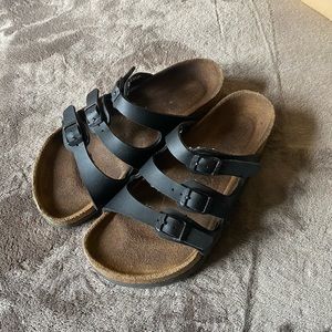 Black 3 strap Birkenstocks